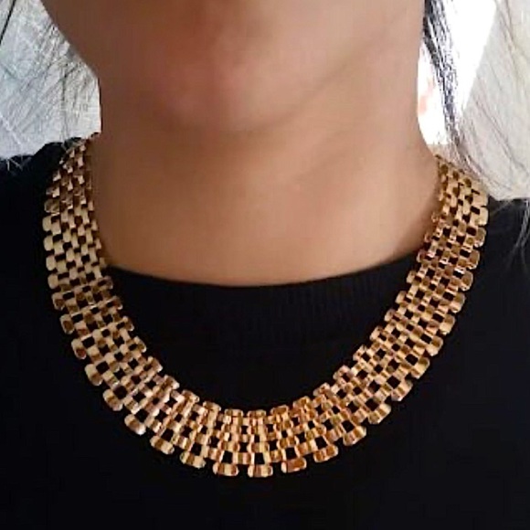 Hollow Mesh Gold Wide Chain Link Necklace - Picture 1 of 3